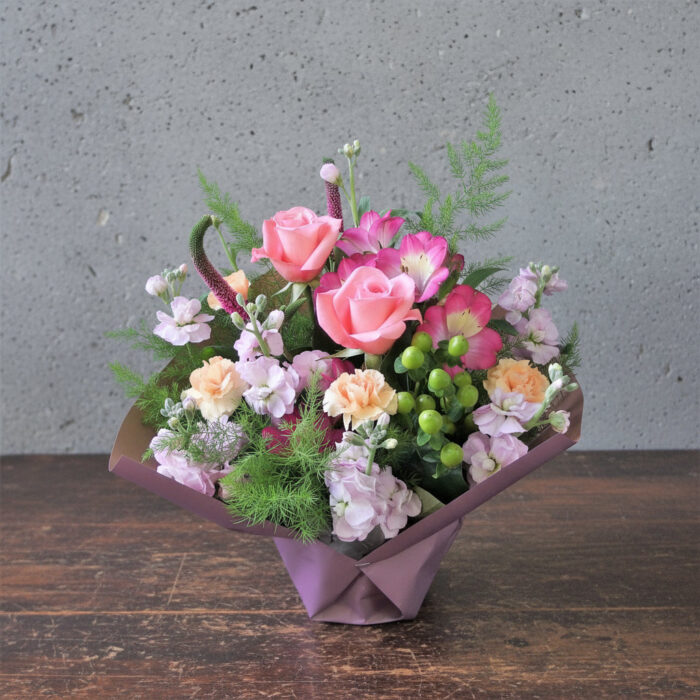 この花も綺麗だけどあなたの方がもっと