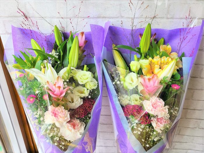 お供え束1対　洋花で明るく