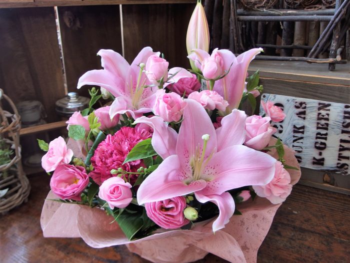 愛くるしいお花で